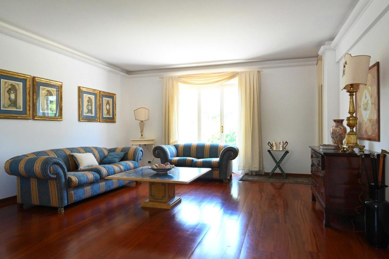 Bed and Breakfast Aura Relais Нумана Екстер'єр фото