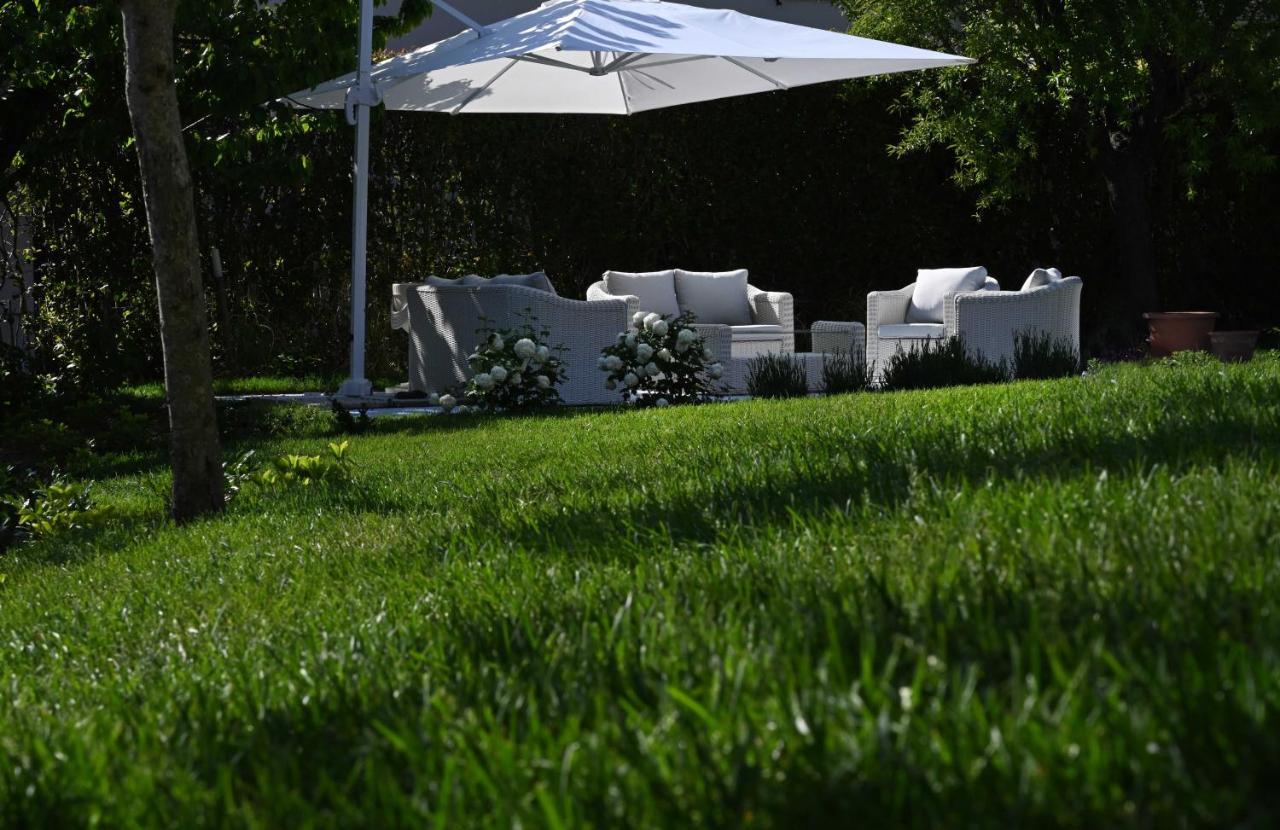 Bed and Breakfast Aura Relais Нумана Екстер'єр фото
